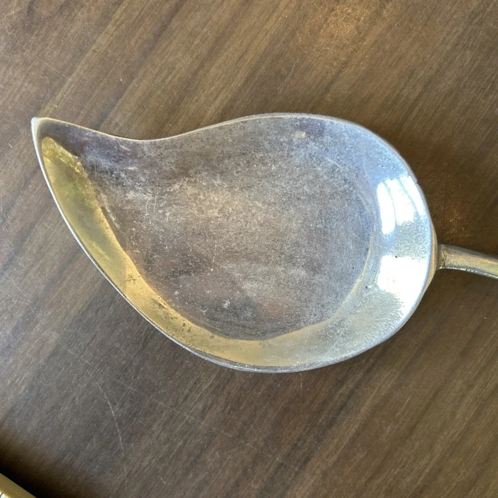 Leaf shaped Organic Spoon curved handle‎ serving utensil Silver tone